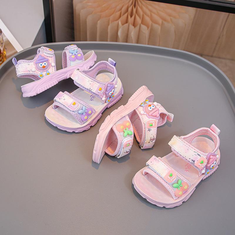 Fashion Girls Shoes Summer New Kids Sandals Cute Cartoon Illuminated Sandals Soft Soled Child Beach Shoe Anti Slip Girl Sandal