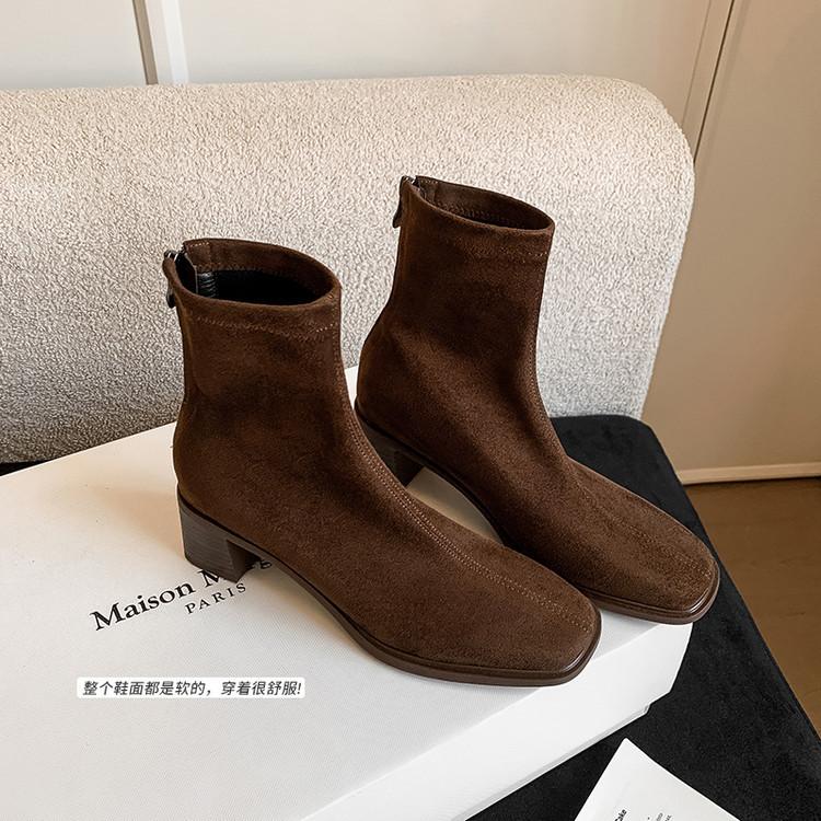 

Бархат Янцзин~ Мама Виноград То же самое Корейский Классический Темперамент Квадратный Носок Задняя Молния Ботильоны Толстый Каблук Узкие Короткие Ботинки Женские Осенние 39 темно-коричневого