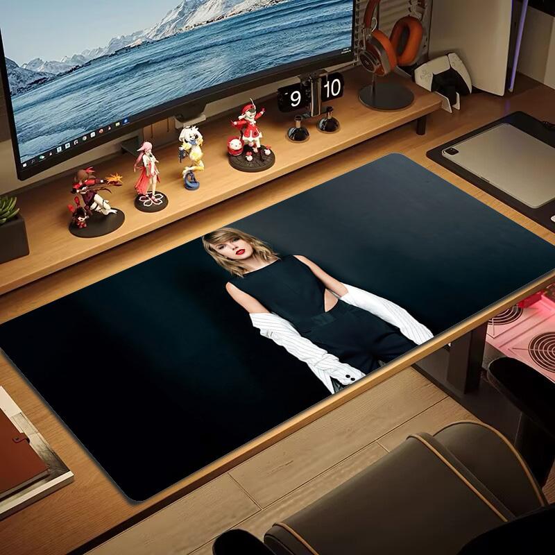 Taylor Swift Mousepad in Pizzo Monocolore Grande Cuscino per Tavolo da Gioco Antiscivolo per Laptop Tablet Mousepad Grande Tappetino XXL Tappetino per Mini PC con Bordo Bloccato