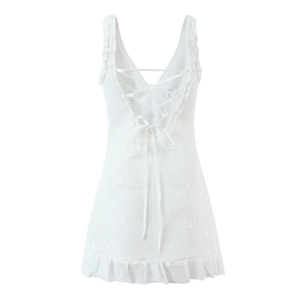 Sweet Chic Embroidered Mesh V-Neck Open-Back Slim-Fit Dress