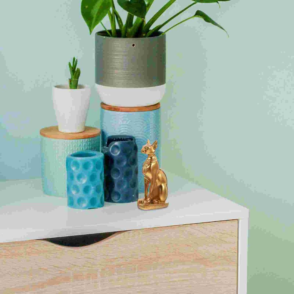 Egyptian Cat God Gold Decor Bastet Statue Commemorate Shaped Ornament Tabletop Resin Craft Desktop Adornment Sand Goddess