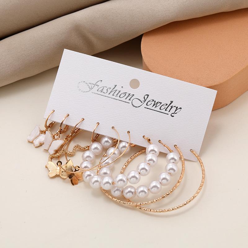 

Korean Girl Suit Earrings New Fashion Three-layer Cross C-shaped Hoop Pearl Acrylic Geometric Earrings For Sale Moda Feminina