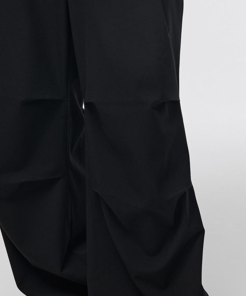 MUSINSA STANDARD Parachute Banding Slacks [Black]