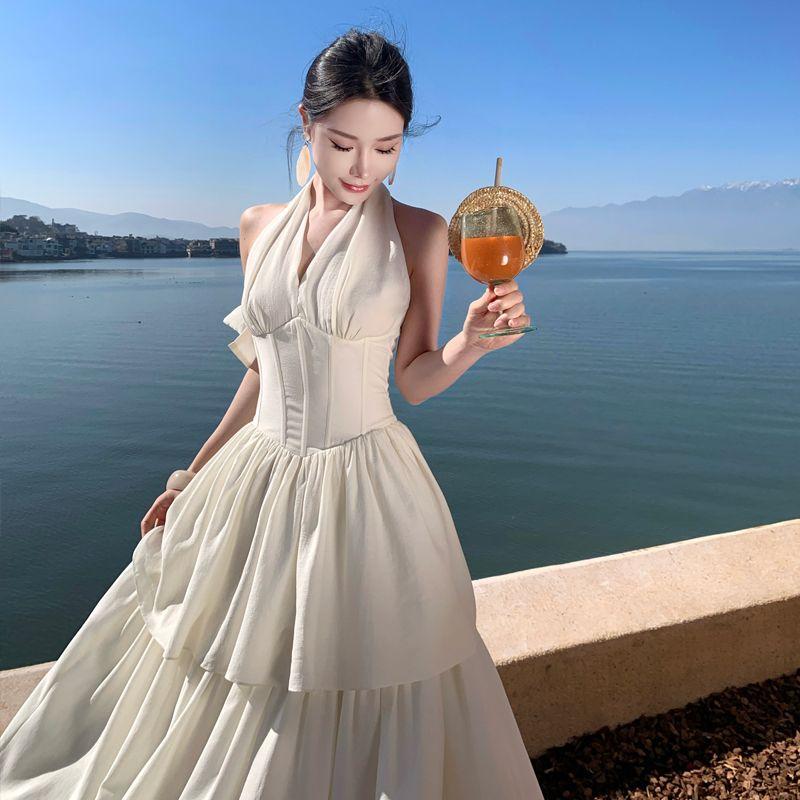 

French style Hanging Neck Waist Hugging White Princess Cake Skirt Backless Dress Seaside Photography Vacation Beautiful Temperament Long dress Image color S
