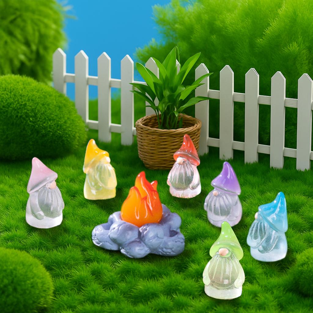 10 / 20pcs Luminous Mini Resin Gnomes Statues Glow in The Dark Gnome Tiny Figures Ornament Ideal for DO-IT-YOURSELF Fairy Garden Glass Container