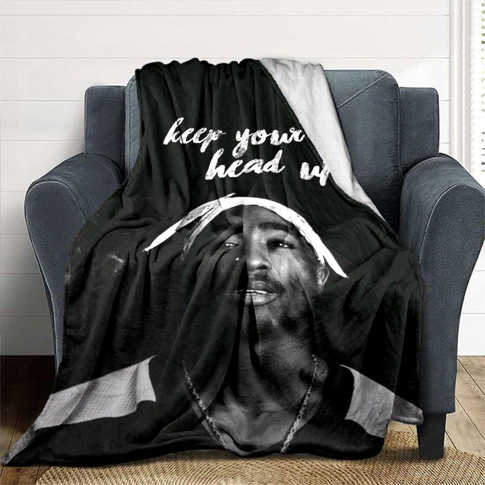 1ks 2Pac Hip Hop Deky Měkká Lehká Pro Všechna Roční Období Víceúčelový Přehoz na Pohovku, Postel, do Kanceláře & na Pikniky, Francouzský Styl s Ikonickým Obalem Alba & Citáty