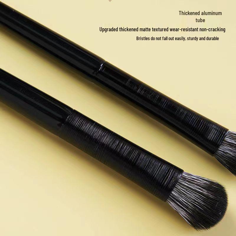 6-Piece Soft Hair Eye Makeup Brush Set: Eyeshadow, Under-Eye, Eyeliner, Detail