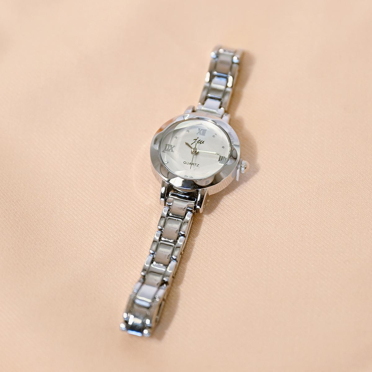 

Маленький круглый циферблат студенческий браслет стальной ремешок простой темперамент маленькие часы женские инс роскошный ретро лесной система; серебряный