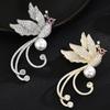 Broche Simple de lujo con forma de Fénix para mujer, diamantes de imitación brillantes con incrustaciones de perla de imitación, insignia para traje, Pin galvanoplastia, accesorios para atuendo