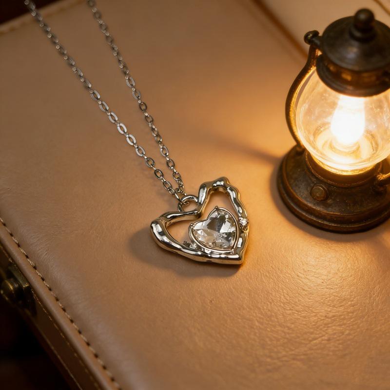 Titanium Steel Rhinestone Heart Necklace - Light Luxury Style for Couples, Spring/Summer Collection