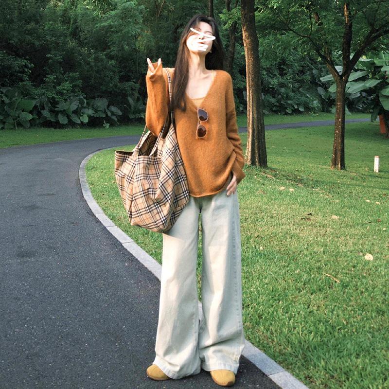 Women's Casual Versatile Knit Sweater: Petite, Long Sleeve, Collar - Perfect for Autumn and Winter