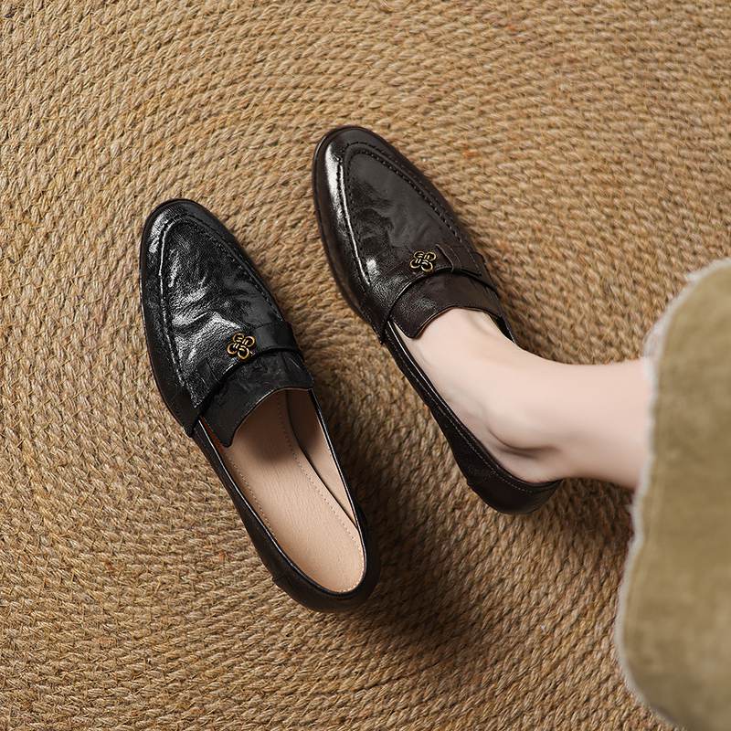 Krazing Pot Sheepskin Autumn Winter Shoes Metal Flowers Loafers Med Heels Size 42 Size 43 Round Toe Slip on Deep Mouth Pumps