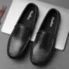 Summer Hollow Out Men Casual Shoes 2025 New Light Breathable Slip on Loafers Men Shoes Walking Driving Shoes Flats Male Footwear