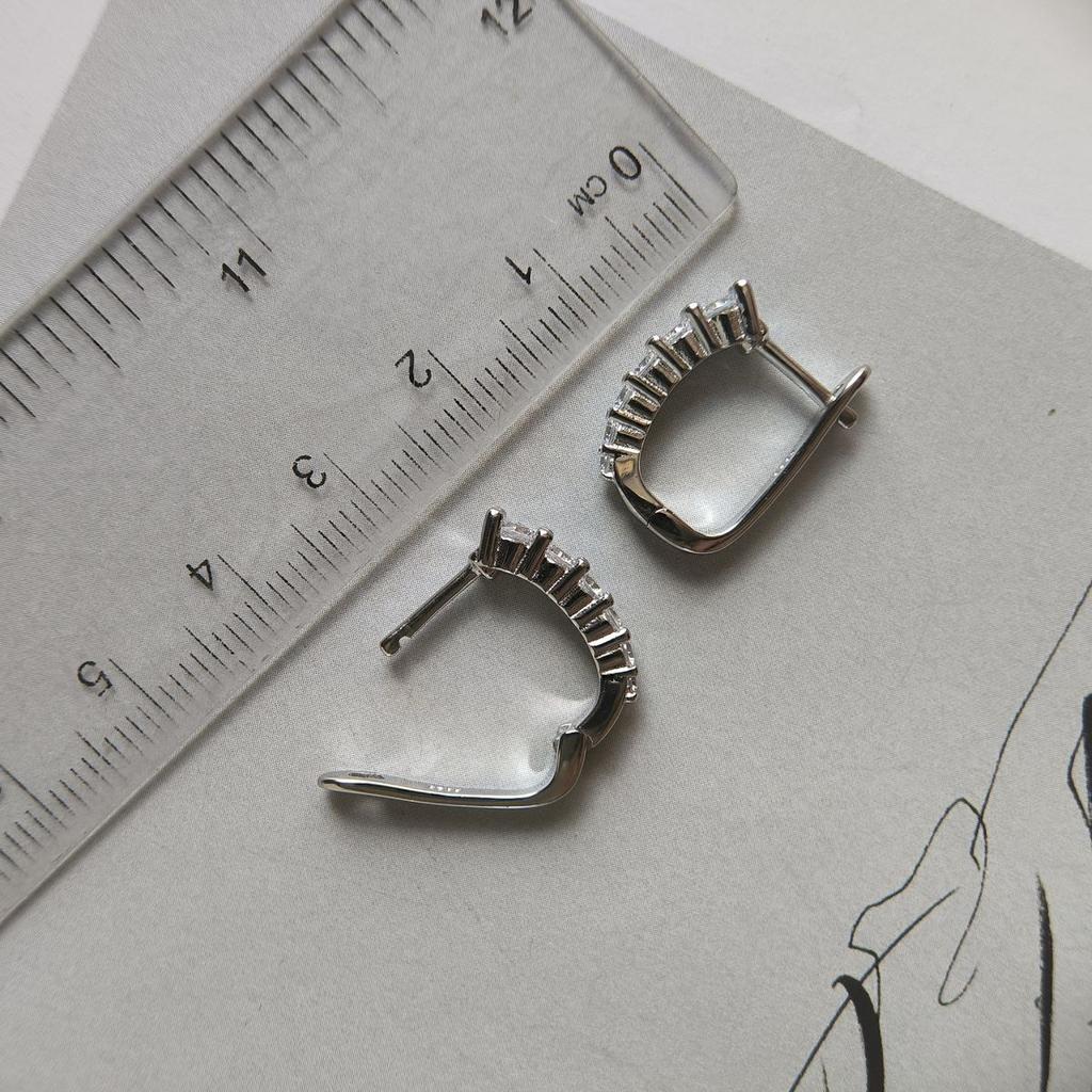 Серебряные серьги с фианитами (2187325)