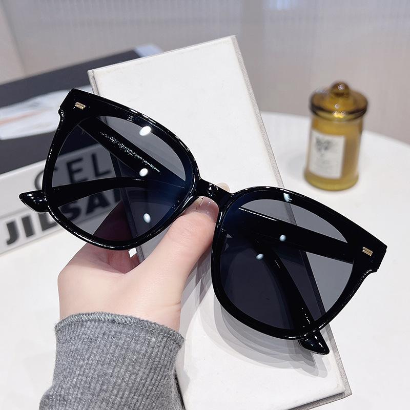 Fashion High-End Square Glasses Women'S Large Frame Uv-Proof Sunglasses Retro Trend Gm Sunglasses