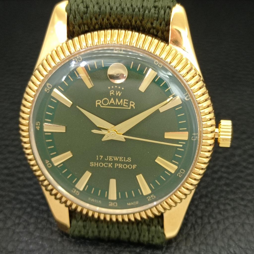 HAND-WINDING VINTAGE SWISS MENS REFURBISHED GREEN COLOR DIAL WATCH A707400-1