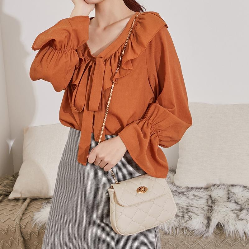 Fashion Women's Bag New Niche Design Texture Embroidery Bag Small Simple Small Bag