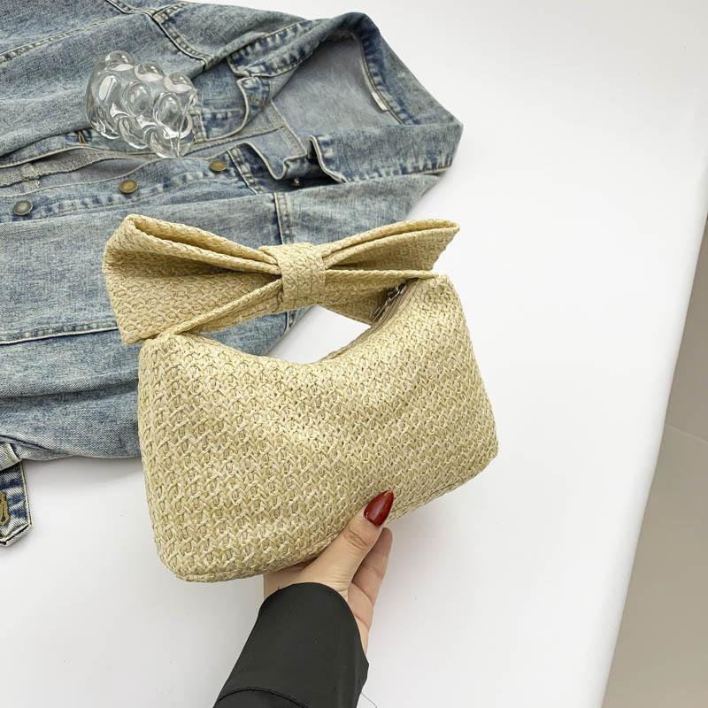 Fashionable Woven Small Square Purse For Everyday Use And Commuting Ideal For Women