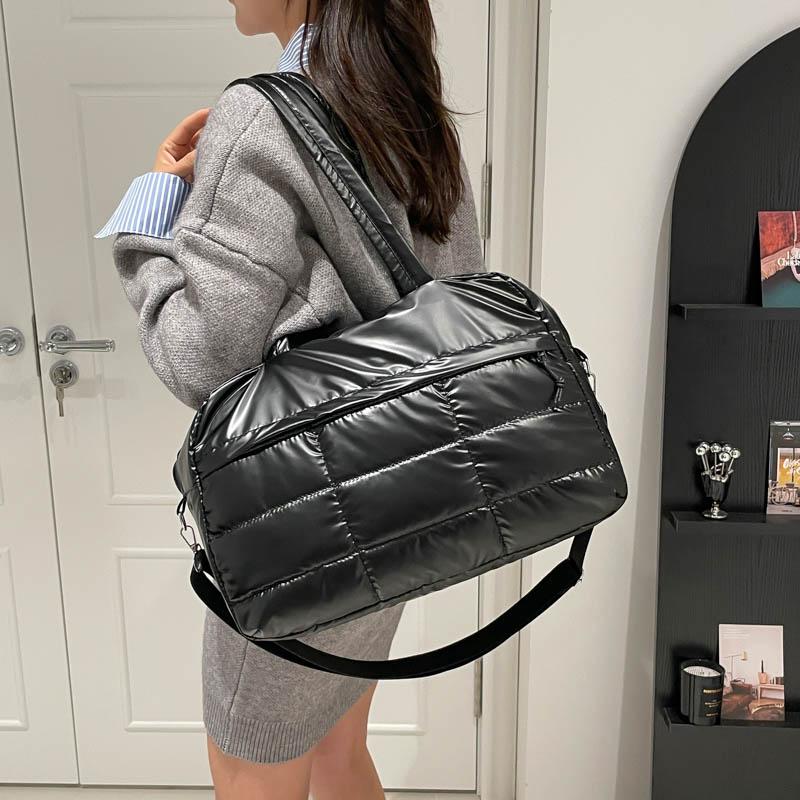 Quilted Solid Color Padded Travel Bag Portable Stylish Large Capacity Handbag for Women Sports Work & Everyday Use