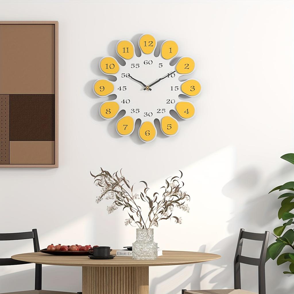 Modern Sunflower Wooden Wall Clock Silent, Battery Powered, Perfect for Living Room Youngsters' Room Decor