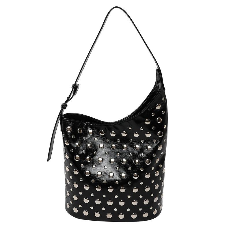Women's Bag 2025 New Korean Version Fashion Rivet Shoulder Bag Large Capacity Casual Versatile Hand Carrying Bucket Bag Tide