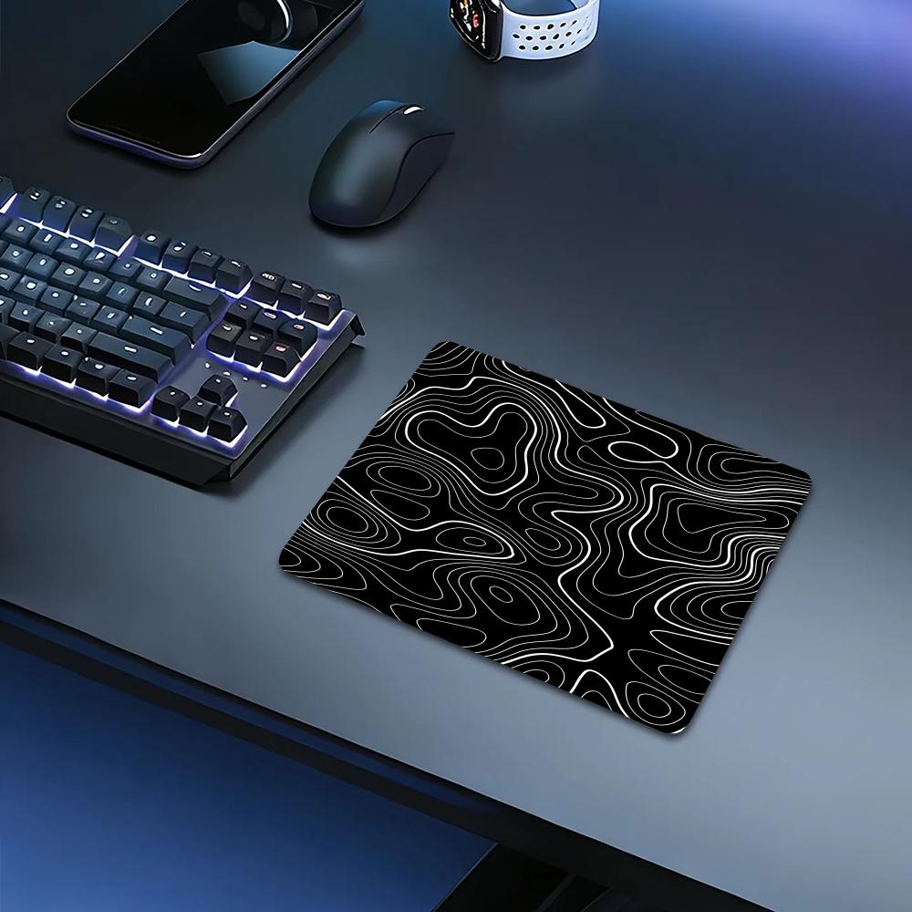 Black White Fluid Mouse Pad Square Multiple Sizes Computer Office Game Table Mats Rubber Anti-slip Mousepad Small Decor Desk Mat