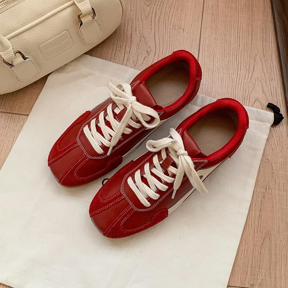 Cowhide Version of Grapes, the Same Fashionable Retro Contrasting Color Square Round Head Inner Height Increase Casual Board Shoes Women