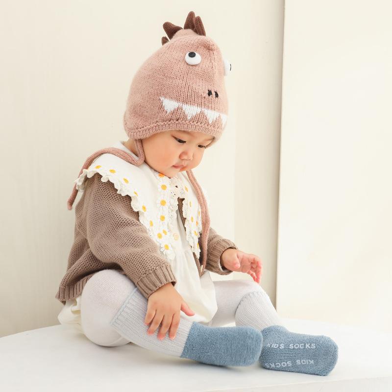 Autumn and Winter Coral Fleece Thickened Baby Socks  Anti-slip Dispensing  Baby Anti-slip Floor Socks Newborn Mid-calf Socks