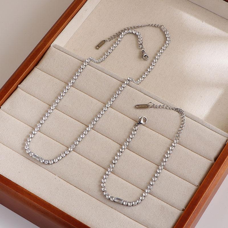 European and American Simple Temperament Stainless Steel Diamond Necklace Women's Retro Fashion Simple Neck Chain Collarbone Chain Collar Necklace