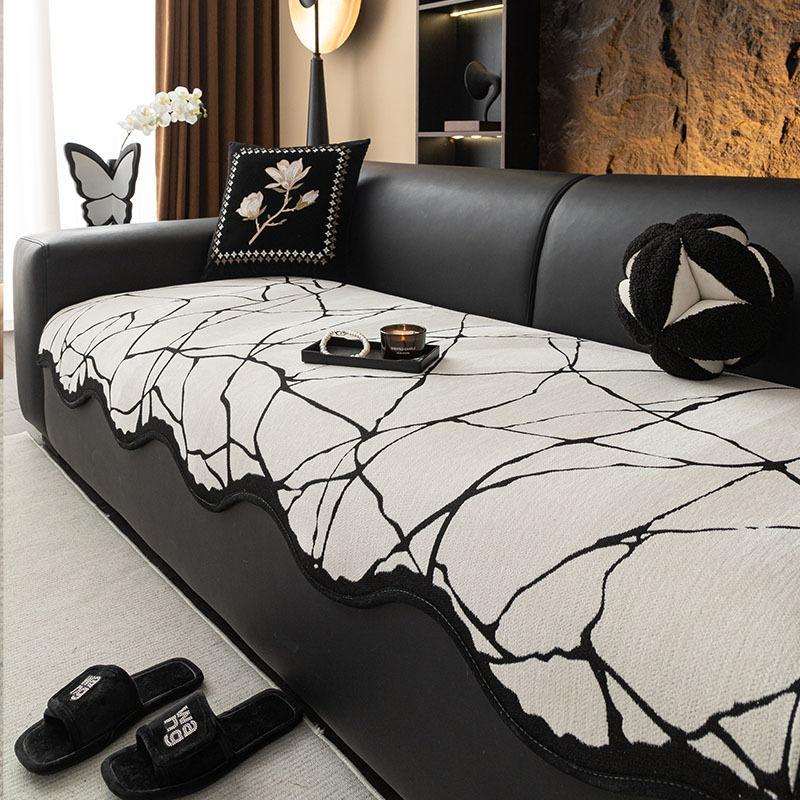 

Four Seasons Universal Light Luxury Premium Leather Sofa Pad Fixed Non-Slip New Sofa Cover Towel Seat Cushion 90*90cm