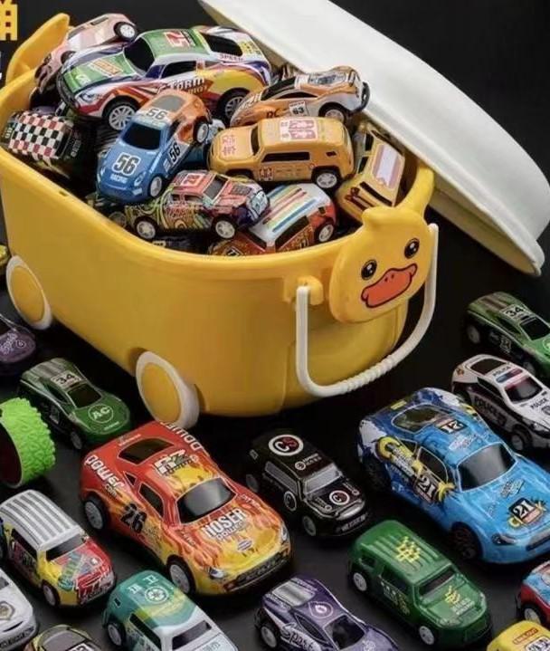 Metal Car Storage Barrel with Pull-back Action, Iron Green Toy Car In Mini Children's Box.
