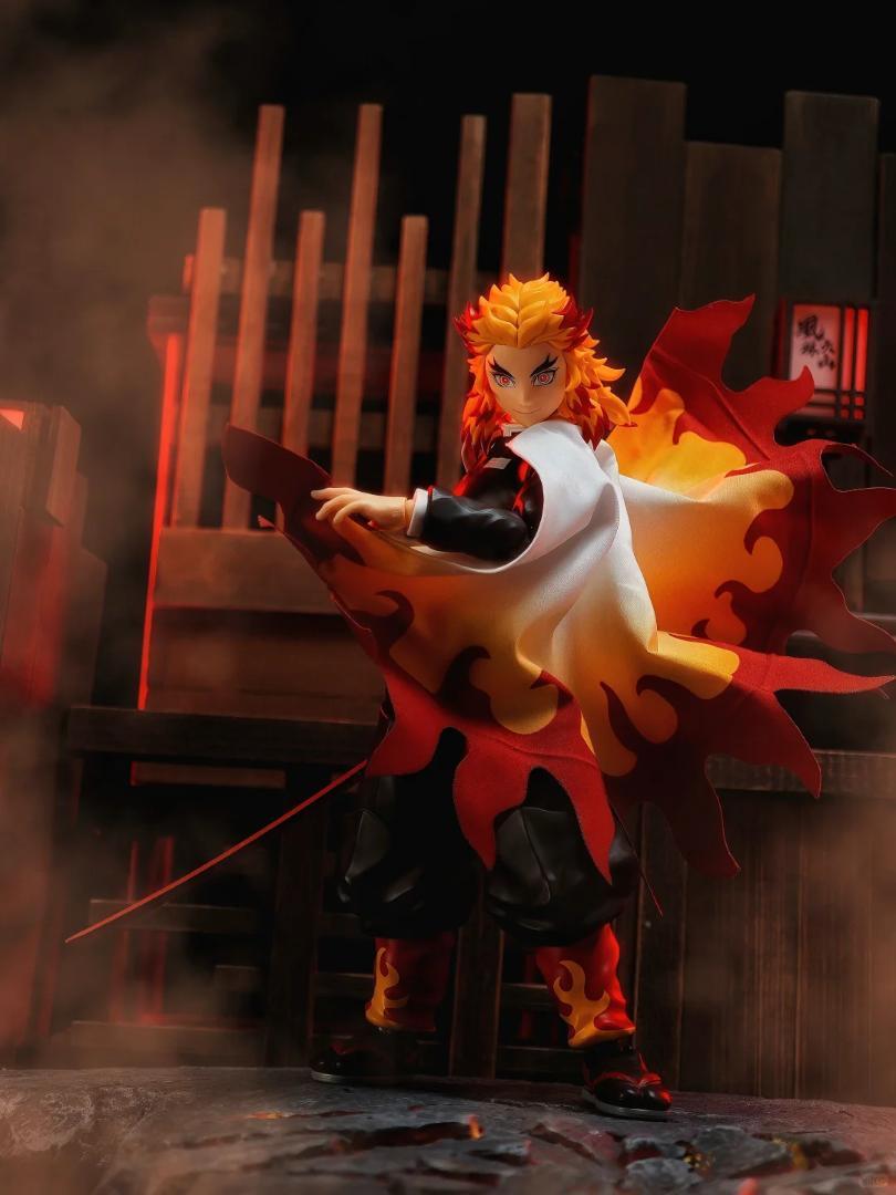 

[Б/У] S.H.Figuarts Ренгоку Кёдзюро Плащ из ткани для Клинок, рассекающий демонов и figma (Никто)