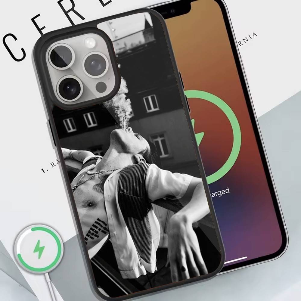 

Y-Yungbluds Singer YB Phone Case For Magnetic Wireless Charge Cover For iphone 16 15 14 13 12 11 Pro Max Plus Coque iPhone13mini