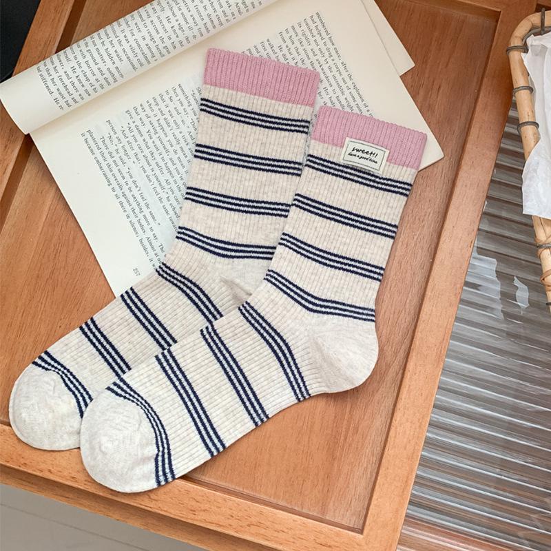Women's Korean Style Striped Cotton Mid-Calf Socks – Colorful, Trendy & Breathable for Early Spring