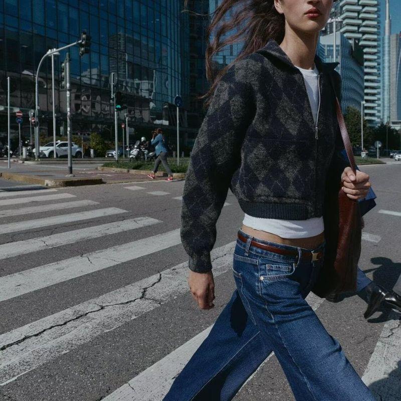 Za New Fall Women's Clothing 2025 Fashion Wind Diamond Pattern Knitting Pilot Jacket Outwear 6236100 050