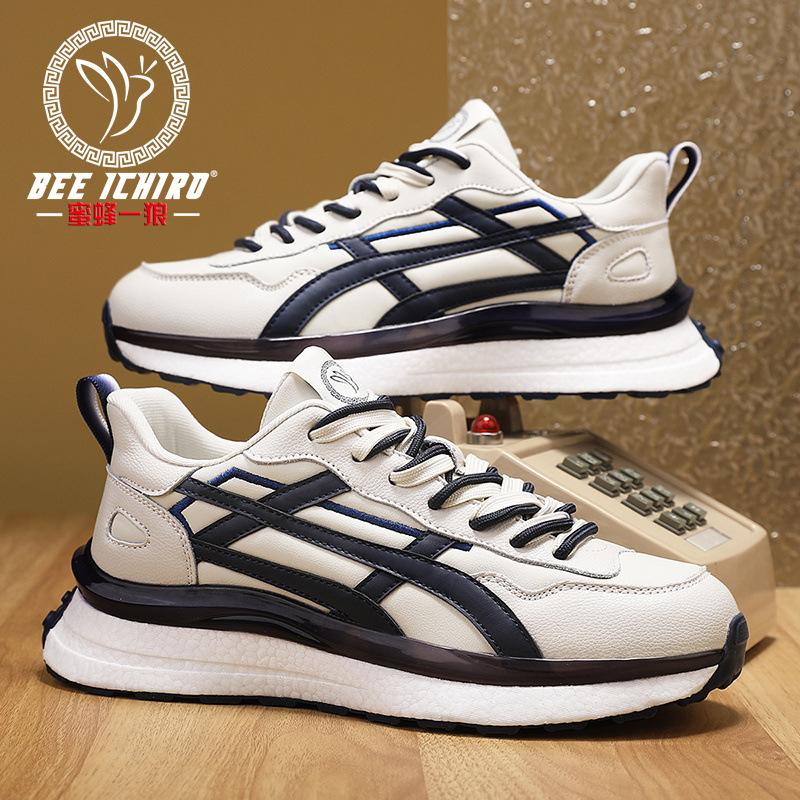 

High-end new sports men s shoes breathable spring and summer soft sole comfortable dad casual shoes 36