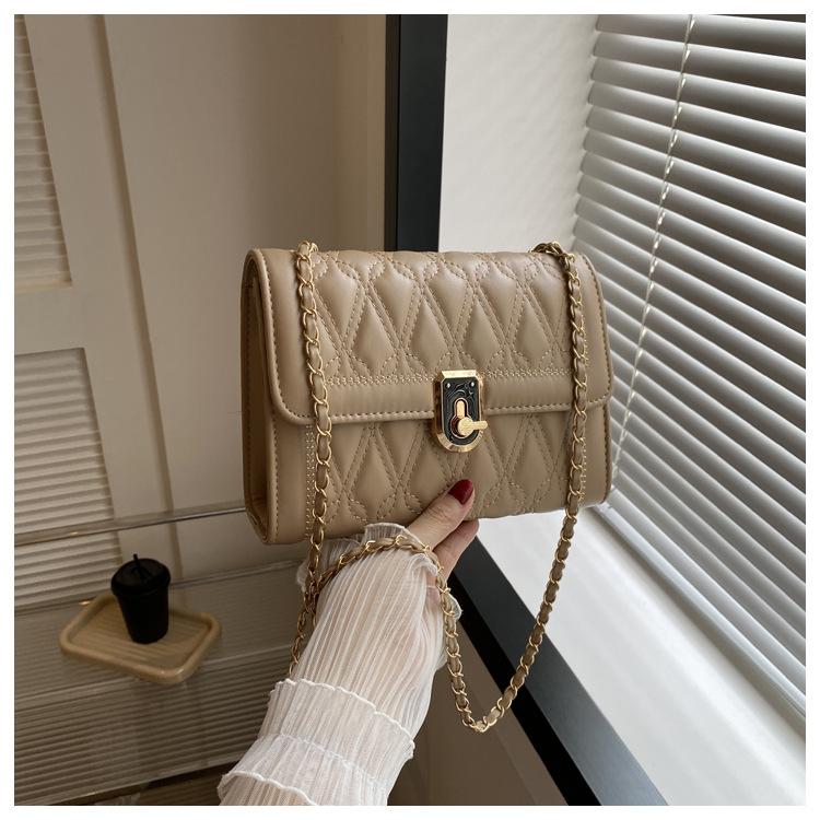 

Fashion rhombus chain small bag women s 2024 autumn and winter high-end sense small fragrant style small square bag versatile foreign style хакі