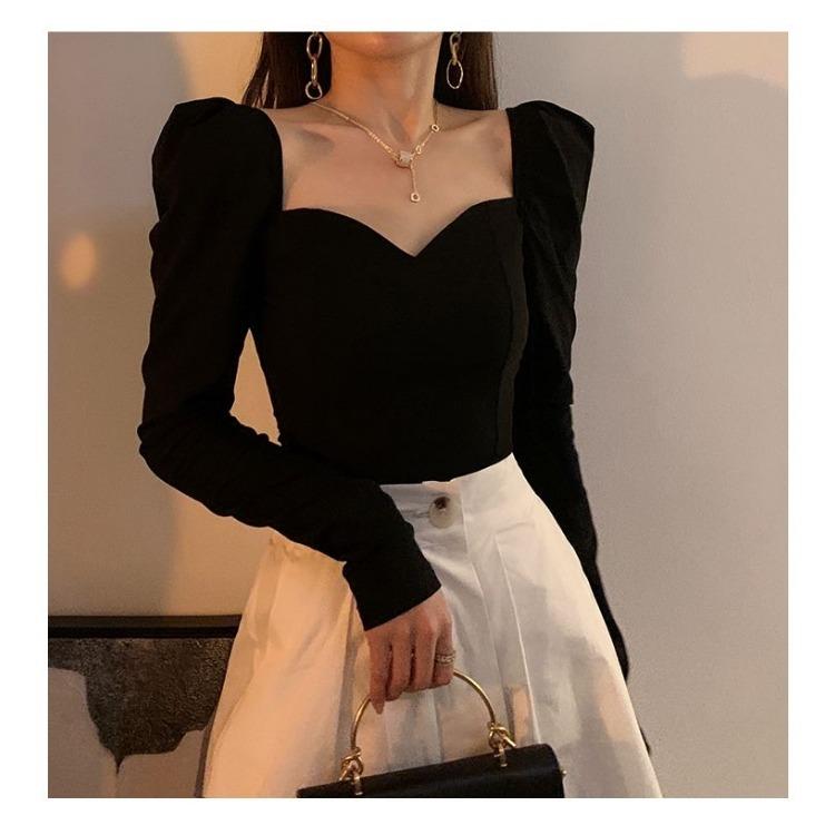 Černá halenka ve francouzském vintage stylu s bublinkovými rukávy a elegantním designem pro ženy