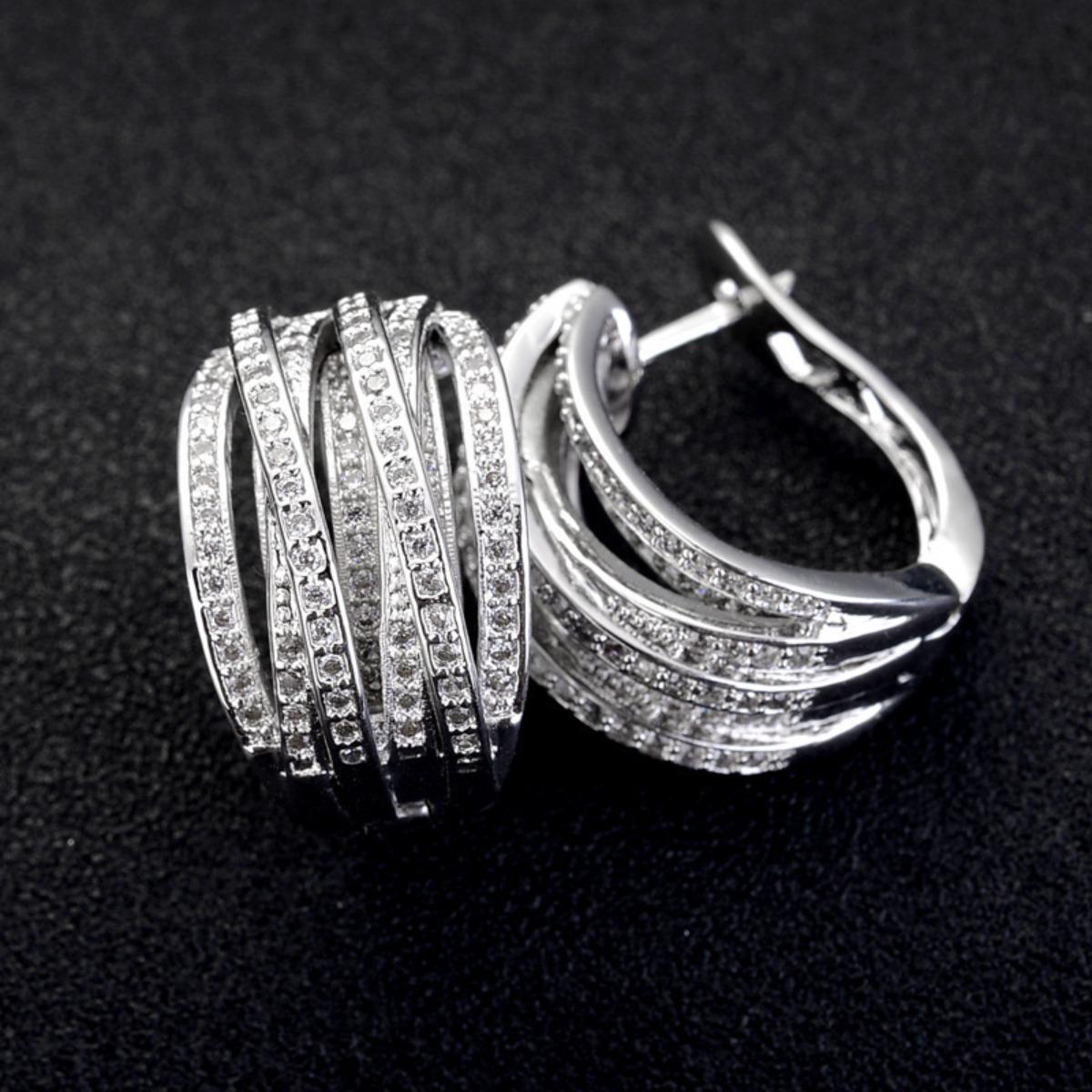 Intertwined Geometric Line Cubic Zirconia Ear Clips