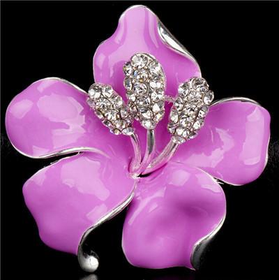 DIEZI Modische Koreanische Rose Blume Emaille Damen Broschen für Hochzeit Schal Strauß Brosche Pins Luxuriöser Strassstein Brosche Schmuck