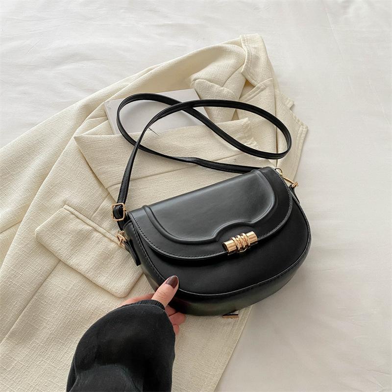 

Сумка через плечо женская маленькая индивидуальная модная женская сумка новая повседневная простая женская сумка через плечо подмышкой седло