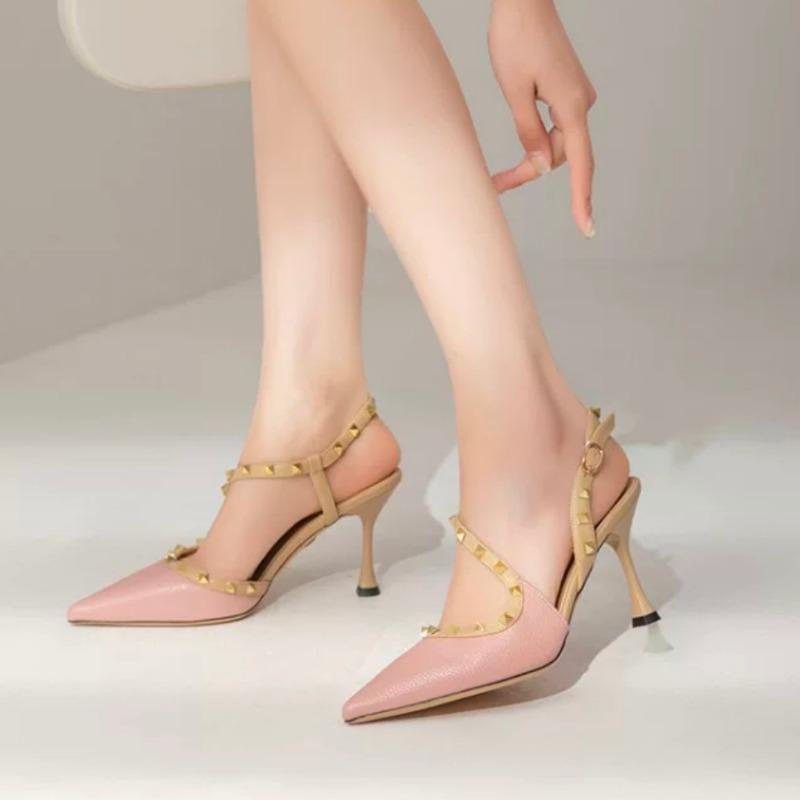 Mode Damen Baotou Sandalen Sommer Neu Spitzschuh Flacher Ausschnitt Nieten A-Linie mit Rutschfesten Abriebfesten Stilettoabsätzen