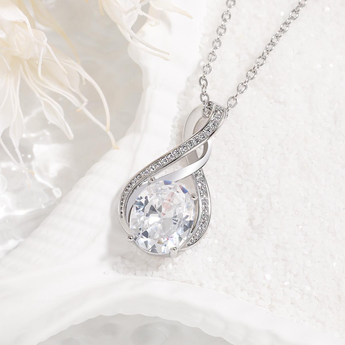

Star Stone High-Grade Irregular S-Shaped Exaggerated Colored Treasure Necklace Premium Durable Quality Useful Practical
