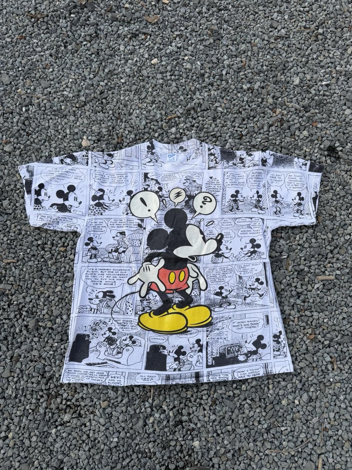 Vintage 90’s Disney Mickey Mouse RARE Cartoon AOP Animated Men’s Shirt White XL Unisex T-Shirt XL