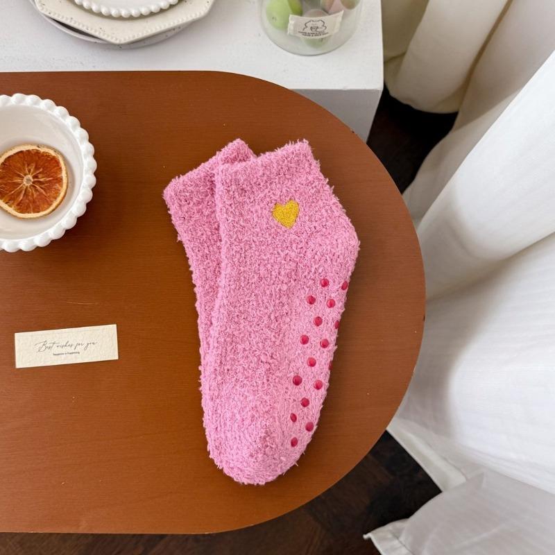 Love embroidered coral fleece short socks autumn and winter thickened warm women's socks solid color dispensing non-slip sleep socks