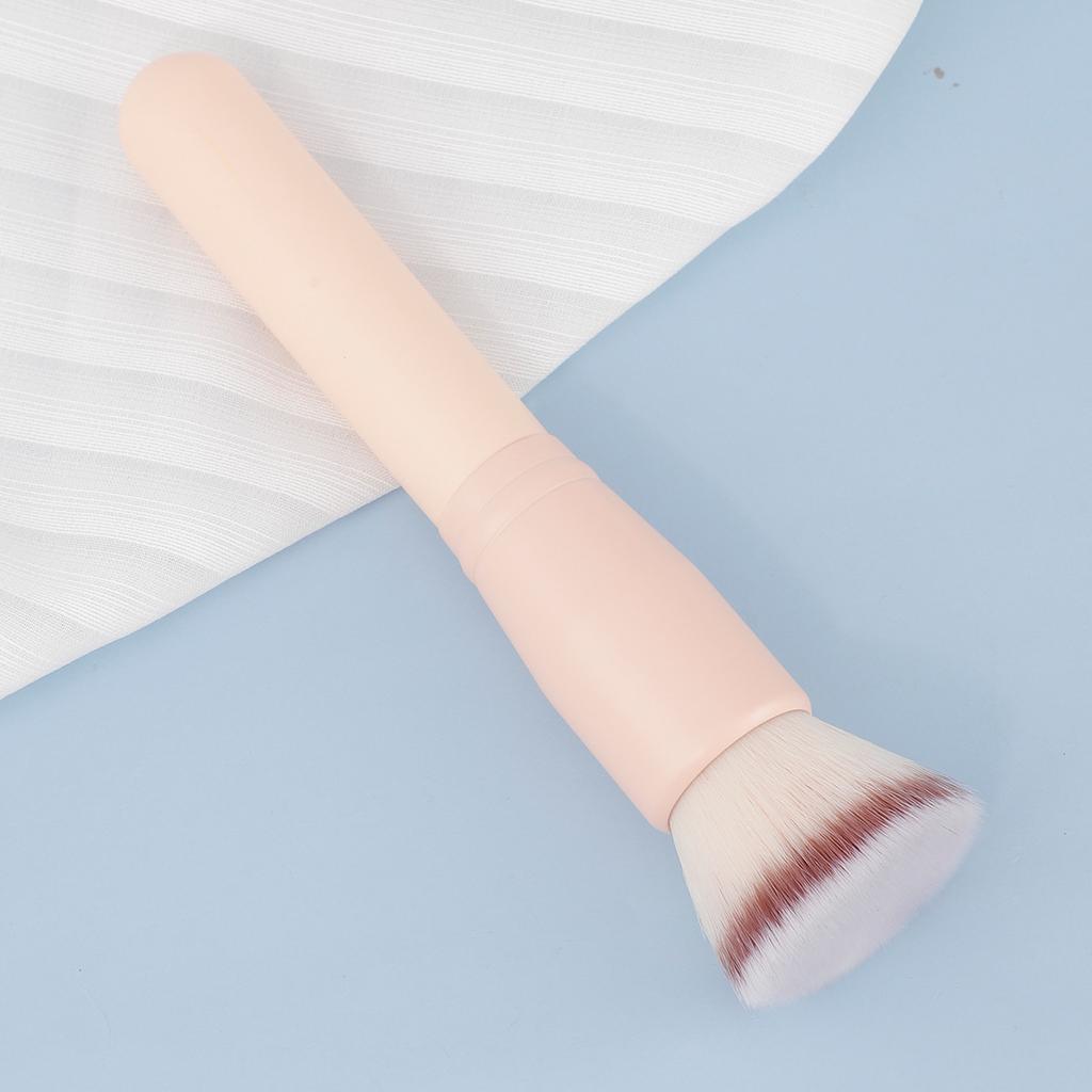 New Single Three-color Hair, Flat Head Foundation Brush, Blush Brush, Loose Powder Brush, Thick Bristles, Seamless, Convenient Makeup Now