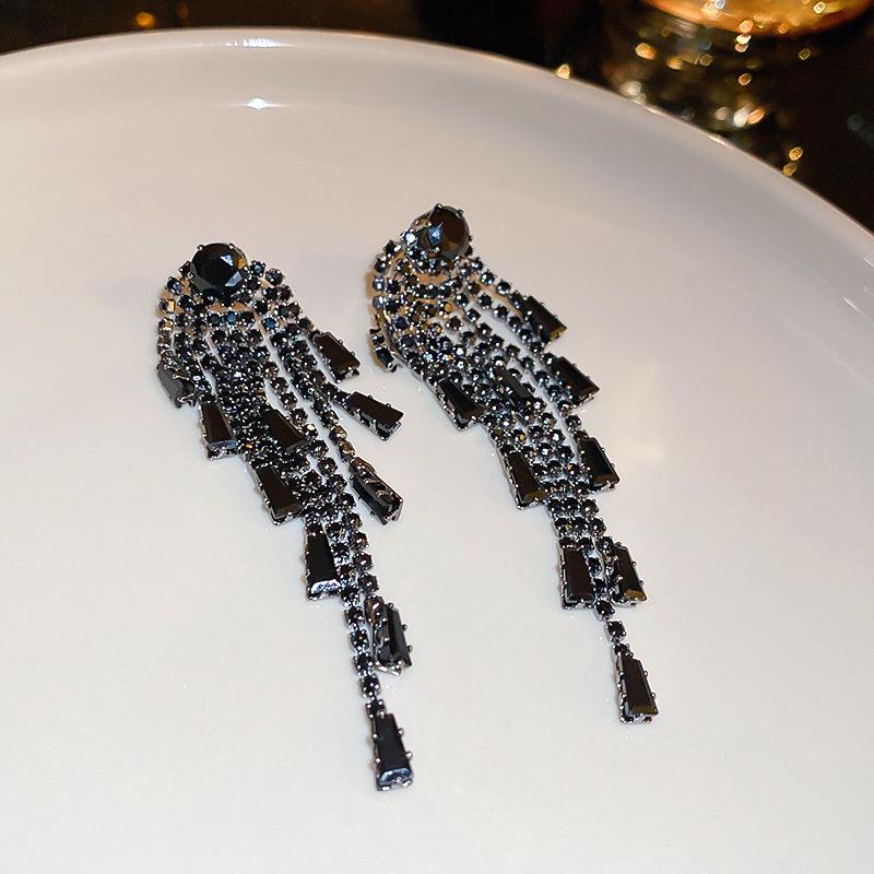 Silver Needle Retro Black Zircon Love Butterfly Earrings Sweet Cool Style Personality Earrings Light Luxury Premium Earrings