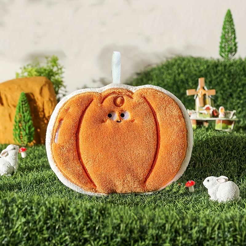 Pumpkin Hand Towel, Super Absorbent and Soft Coral Fleece Vegetable Towel, Bathroom Kitchen Pendant Decoration, Holiday Gift