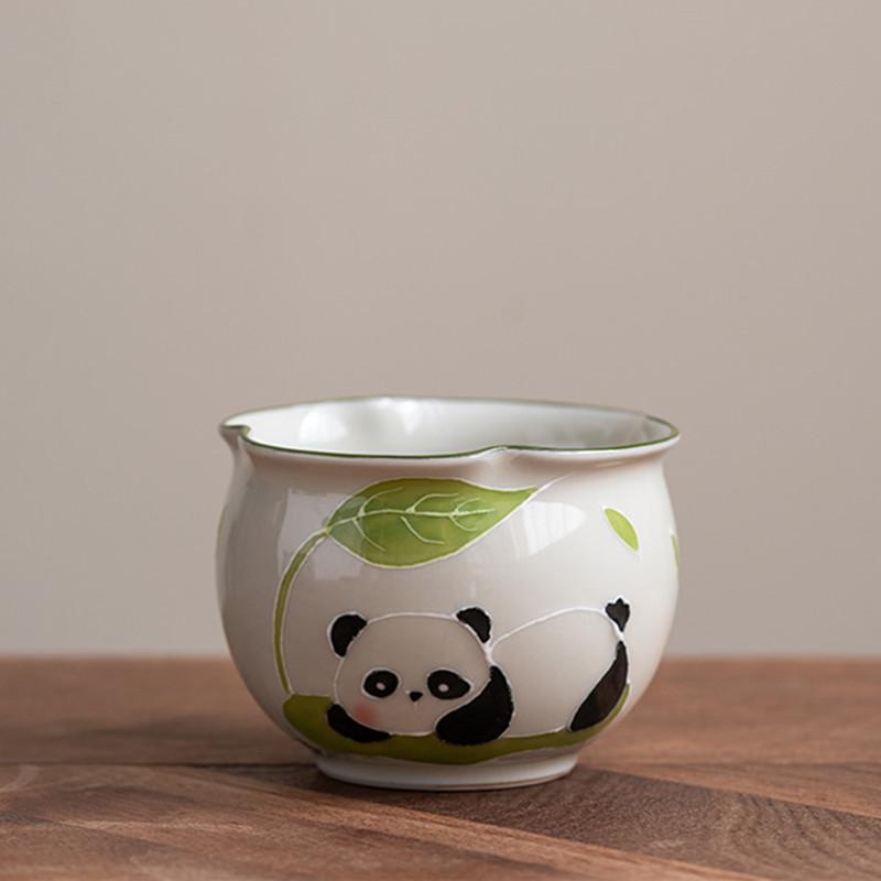 

1 Pc Chinese Hand-painted Panda Porcelain Tea Cup Retro Handmad Ceramic Teacup Tea Bowl Travel Teaware Household Master Cup 90ml 6.8x5.1cm 90ml