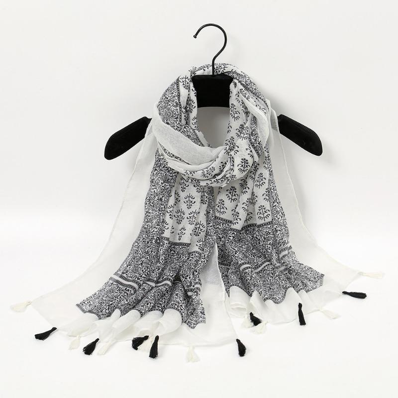 Autumn and winter small fresh rendering ink painting butterfly printing warm shawl, travel beach towel cotton and linen feel scarf